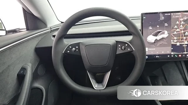 Tesla Model 3 2025 Белый из Кореи, фото 4