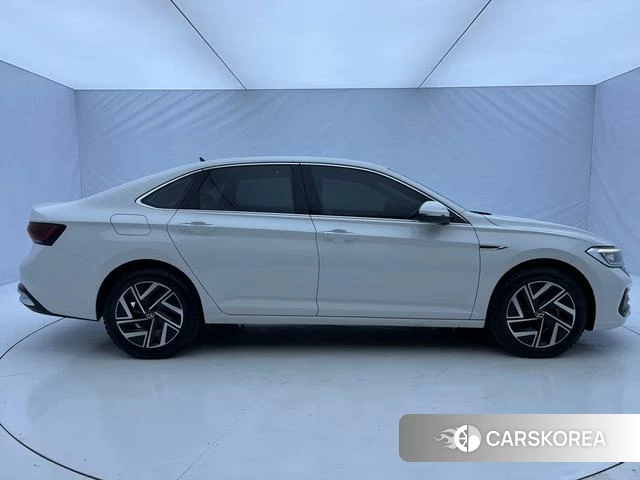 Volkswagen Sagitar 2022 Белый из Китая, фото 4