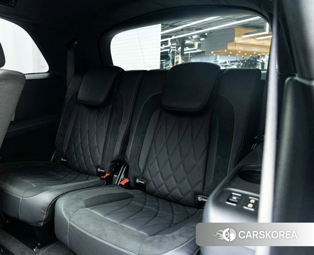 Mercedes-Benz GLS AMG 2025 Черный из Китая, фото 4
