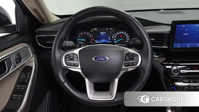 Ford Explorer 6th Generation 2023 Белый из Кореи, фото 4