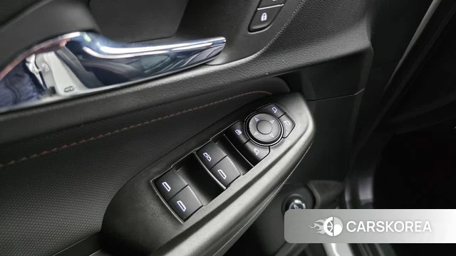 Chevrolet (GM Daewoo) Trailblazer 2021 Белый из Кореи, фото 4