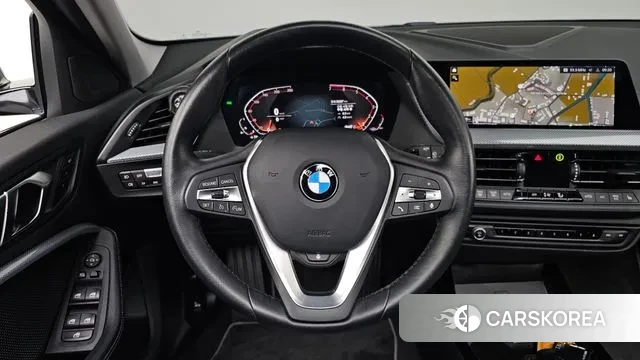 BMW 1 Series (F40) 2021 Серый из Кореи, фото 4