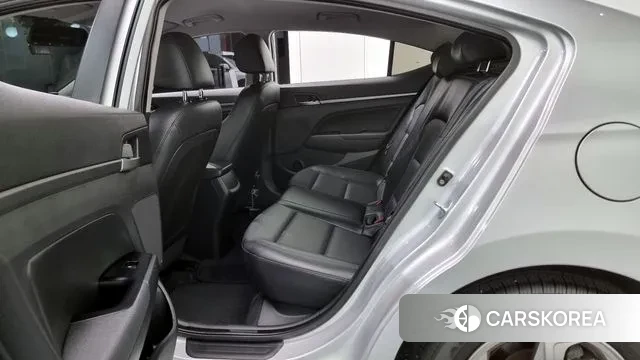 Hyundai Avante AD 2018 Серебряный из Кореи, фото 4