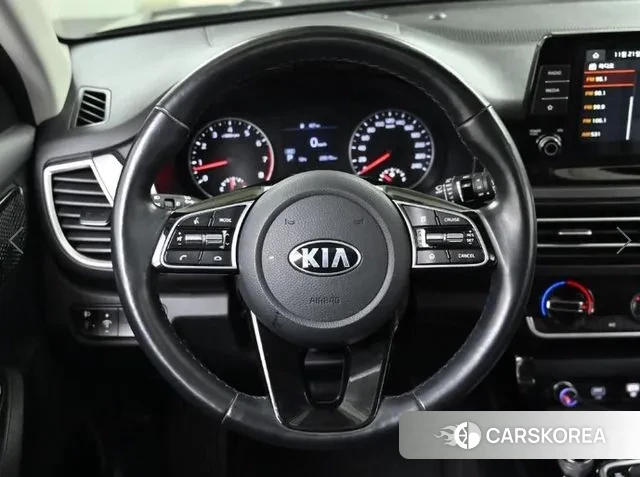 Kia Seltos 2020 Серый из Кореи, фото 4