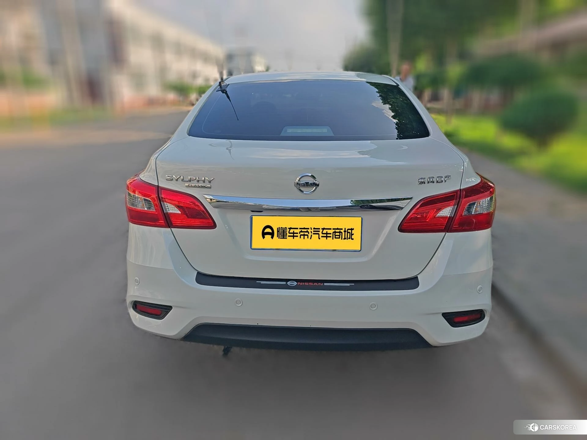 Nissan Xuan Yi 2023 Белый из Китая, фото 4