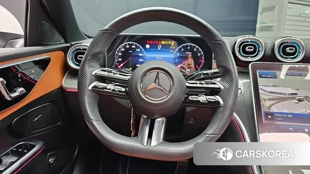 Mercedes-Benz C-Class W206 2022 Белый из Кореи, фото 4