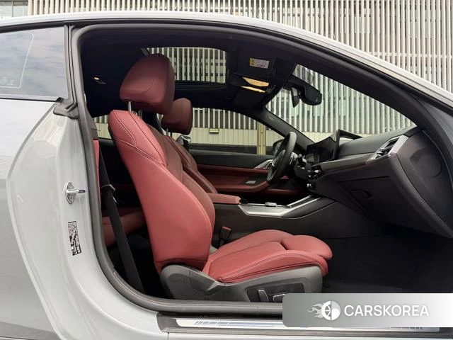 BMW 4 series 2025 Серебристо-серый из Китая, фото 4