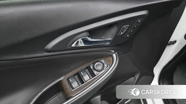 Chevrolet (GM Daewoo) All New Malibu 2018 Белый из Кореи, фото 4