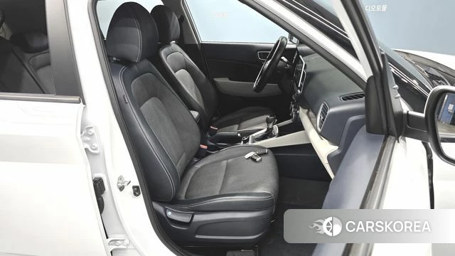 Hyundai Venue 2020 Белый из Кореи, фото 4