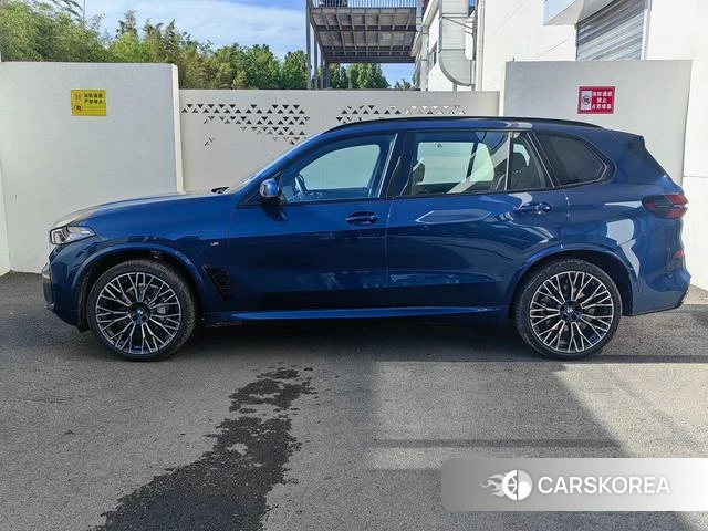 BMW X5 2025 Синий из Китая, фото 4