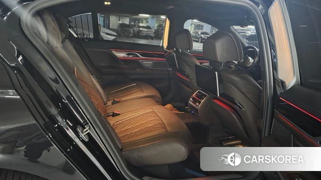 BMW 7 Series (G11) 2021 Черный из Кореи, фото 4