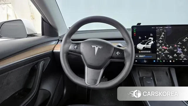 Tesla Model 3 2021 Белый из Кореи, фото 4