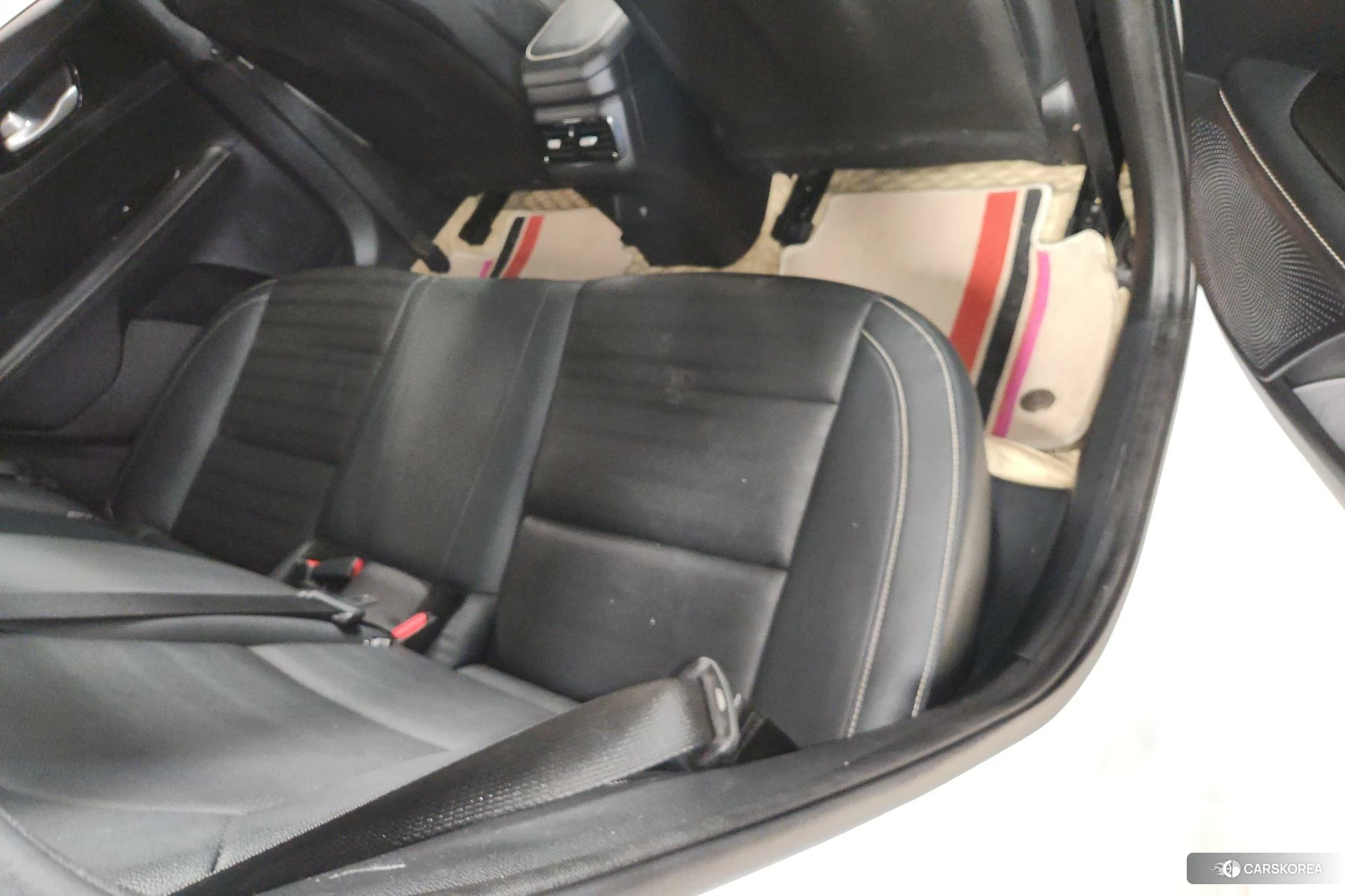 Kia K3 2021 Белый из Китая, фото 4