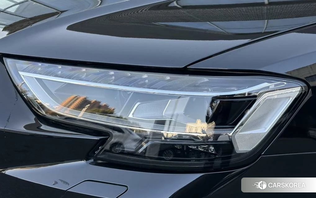Audi A8 2024 Черный из Китая, фото 4