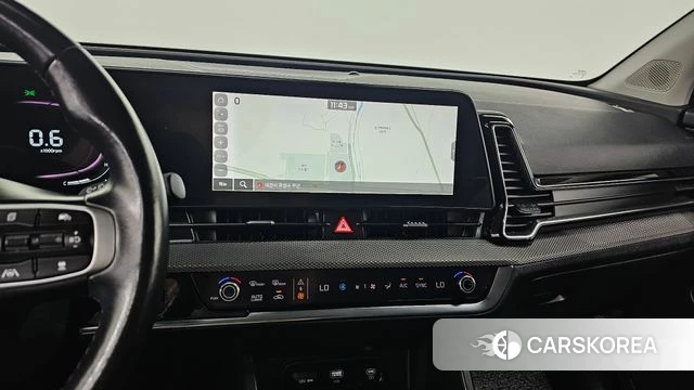 Kia Sportage 5th Generation 2022 Белый из Кореи, фото 4