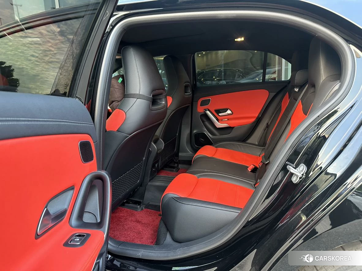 Mercedes-Benz Class A AMG (imported) 2024 Черный из Китая, фото 4