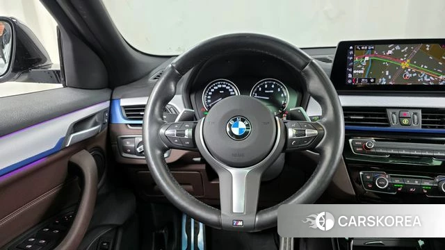 BMW X2 (F39) 2022 Светло-серебряный цвет из Кореи, фото 4