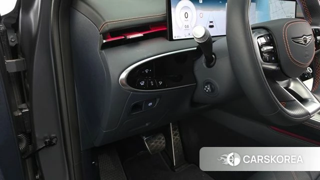 Genesis GV70 2024 Синий из Кореи, фото 4