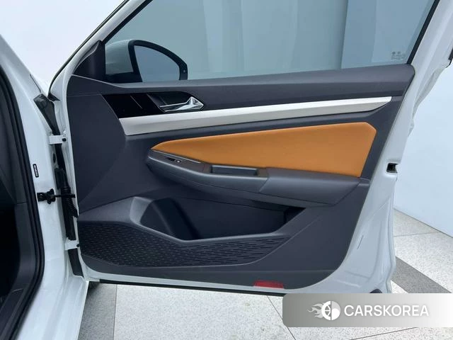 Volkswagen Bora 2023 Белый из Китая, фото 4