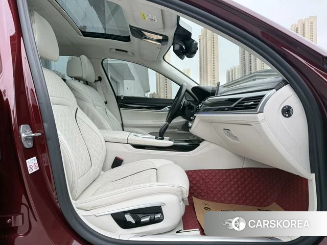 BMW 7 series 2020 Красный из Китая, фото 4