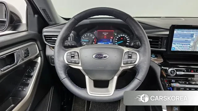 Ford Explorer 6th Generation 2021 Черный из Кореи, фото 4