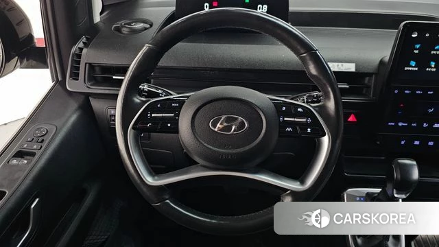 Hyundai Staria 2023 Белый из Кореи, фото 4