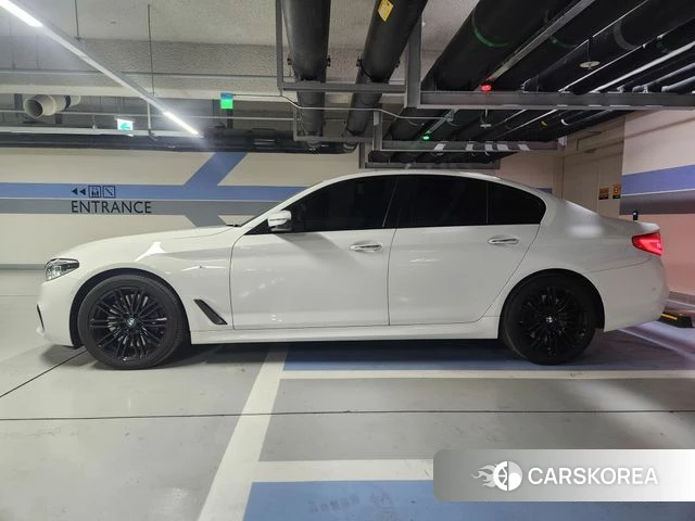 BMW 5 Series (G30) 2018 Белый из Кореи, фото 4