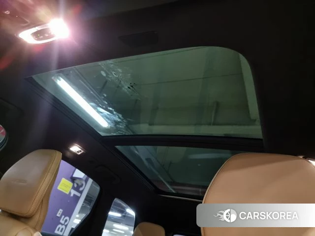 Volvo XC60 second Generation 2018 Белый из Кореи, фото 4