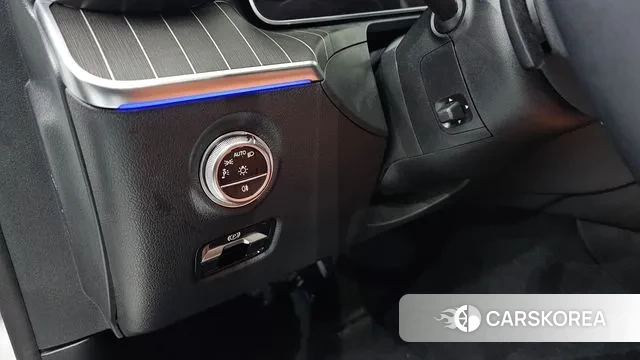 Mercedes-Benz C-Class W206 2023 Белый из Кореи, фото 4