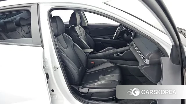 Hyundai Avante Hybrid (CN7) 2022 Белый из Кореи, фото 4