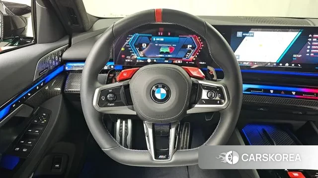 BMW M5 (G90) 2025 Зеленый из Кореи, фото 4