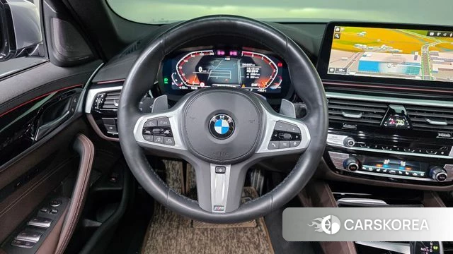 BMW 5 Series (G30) 2023 Серый из Кореи, фото 4