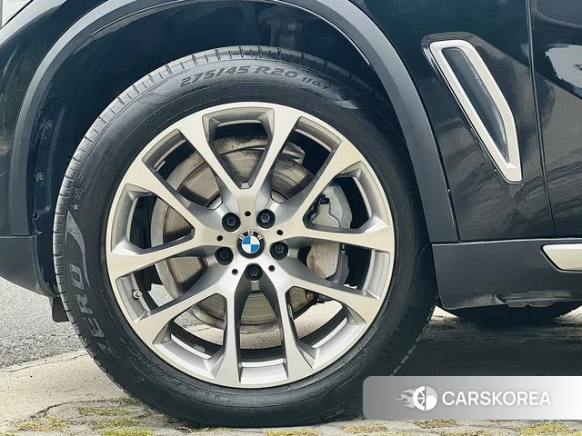 BMW X5 (imported) 2022 Черный из Китая, фото 4