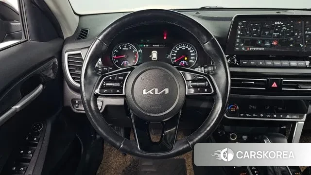 Kia Seltos 2022 Черный из Кореи, фото 4