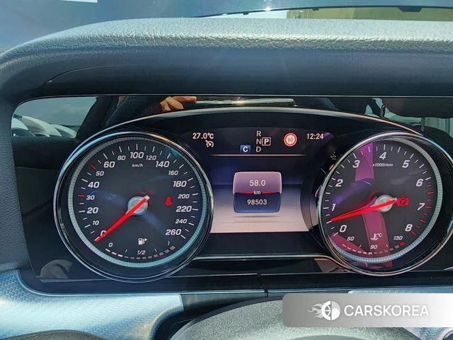 Mercedes-Benz E-Class W213 2019 Черный из Кореи, фото 4