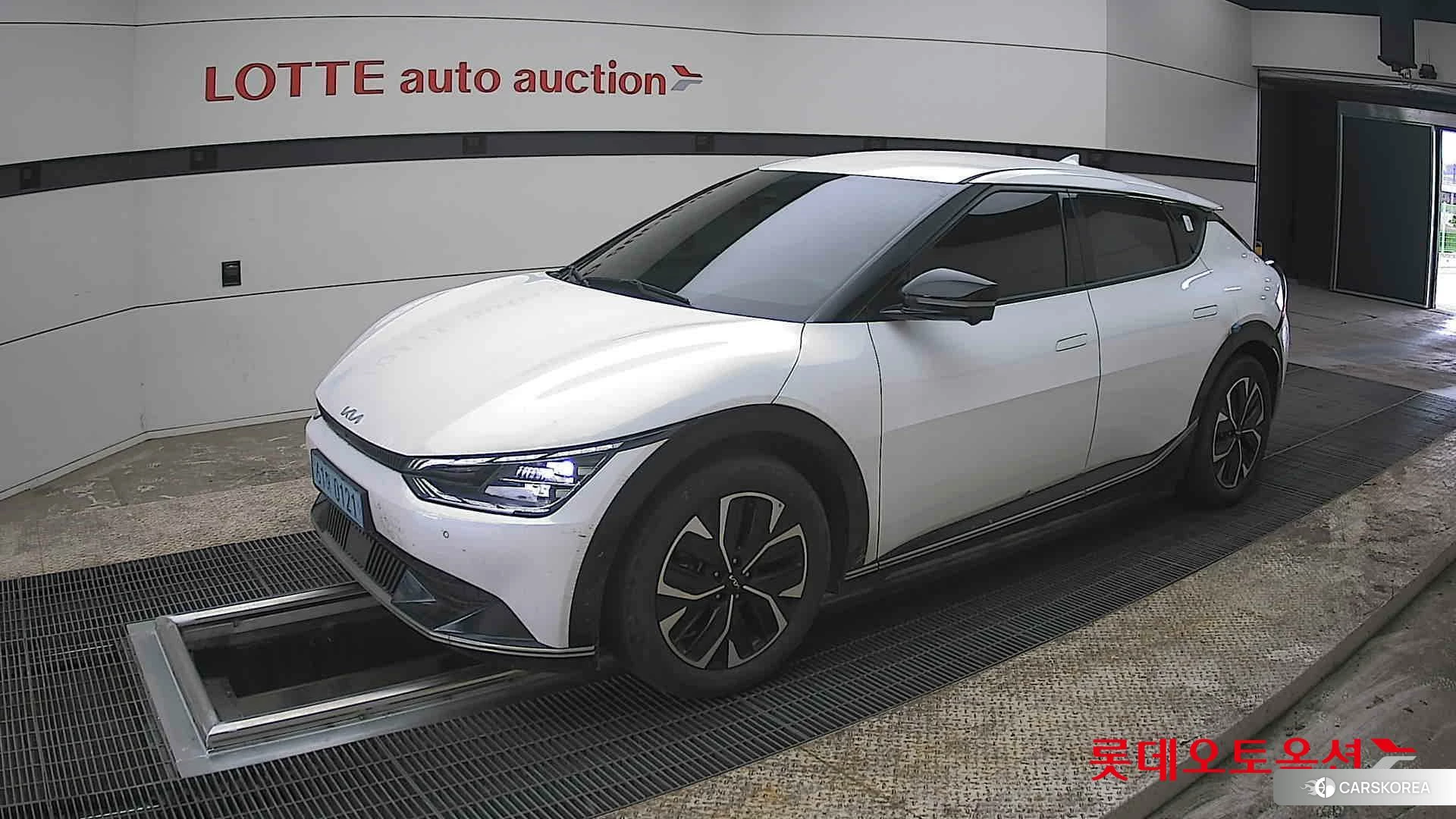 Kia EV6 2023 Белый из Кореи, фото 4