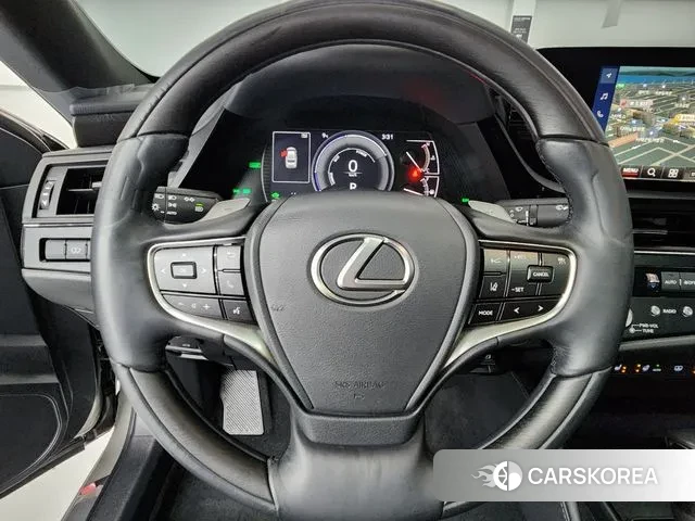 Lexus ES300h 7th generation 2022 Песочный из Кореи, фото 4