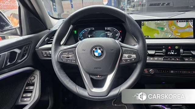 BMW 1 Series (F40) 2021 Белый из Кореи, фото 4