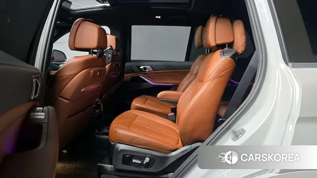 BMW X7 (G07) 2024 Белый из Кореи, фото 4