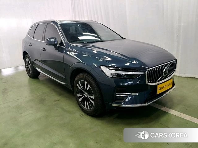 Volvo XC60 2024 Синий из Китая, фото 4