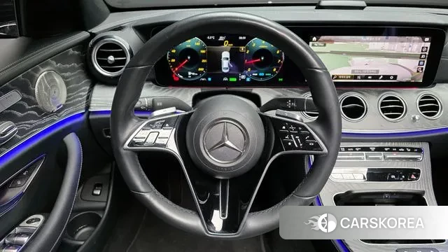 Mercedes-Benz E-Class W213 2023 Черный из Кореи, фото 4