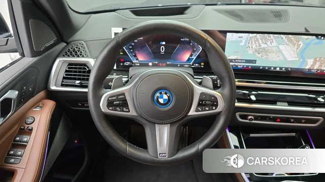 BMW X5 (G05) 2025 Черный из Кореи, фото 4