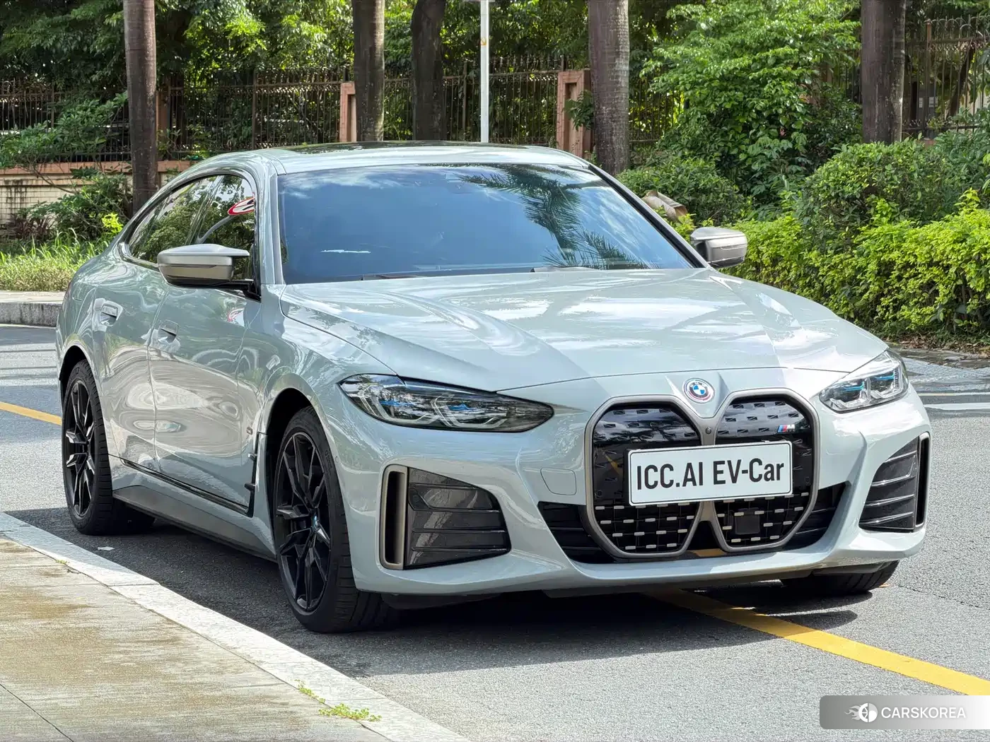 BMW i4 2024 Silver/gray из Китая, фото 4