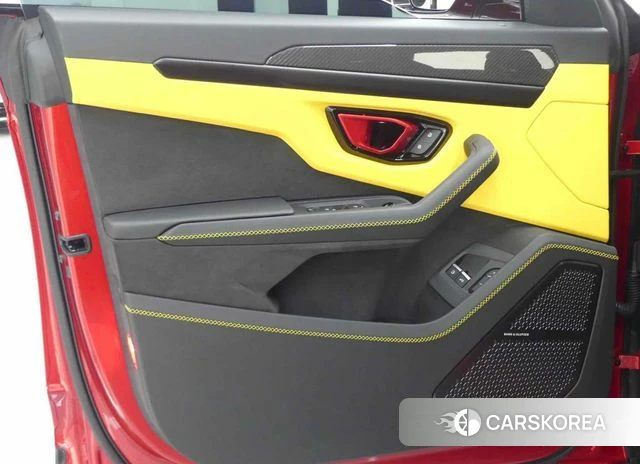 Lamborghini Urus 2025 Красный из Кореи, фото 4