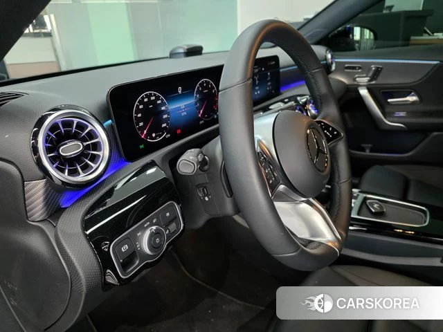 Mercedes-Benz A-Class W177 2025 Черный из Кореи, фото 4