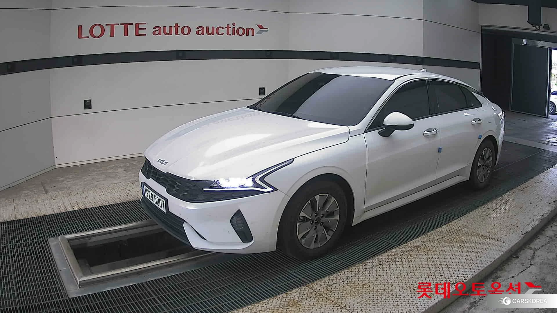 Kia K5 Hybrid 2023 Snow White Pearl (optional) из Кореи, фото 4