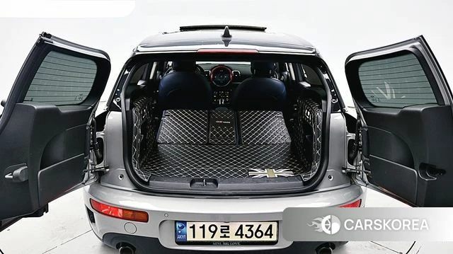 Mini Cooper Clubman 2023 Серебряный из Кореи, фото 4