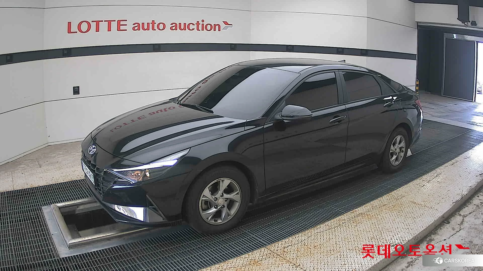 Hyundai Avante 2023 Phantom Black Pearl из Кореи, фото 4