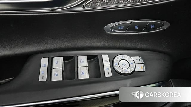 Genesis GV70 2022 Черный из Кореи, фото 4