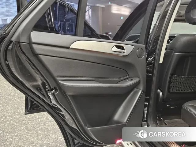 Mercedes-Benz GLE - Class W166 2018 Черный из Кореи, фото 4